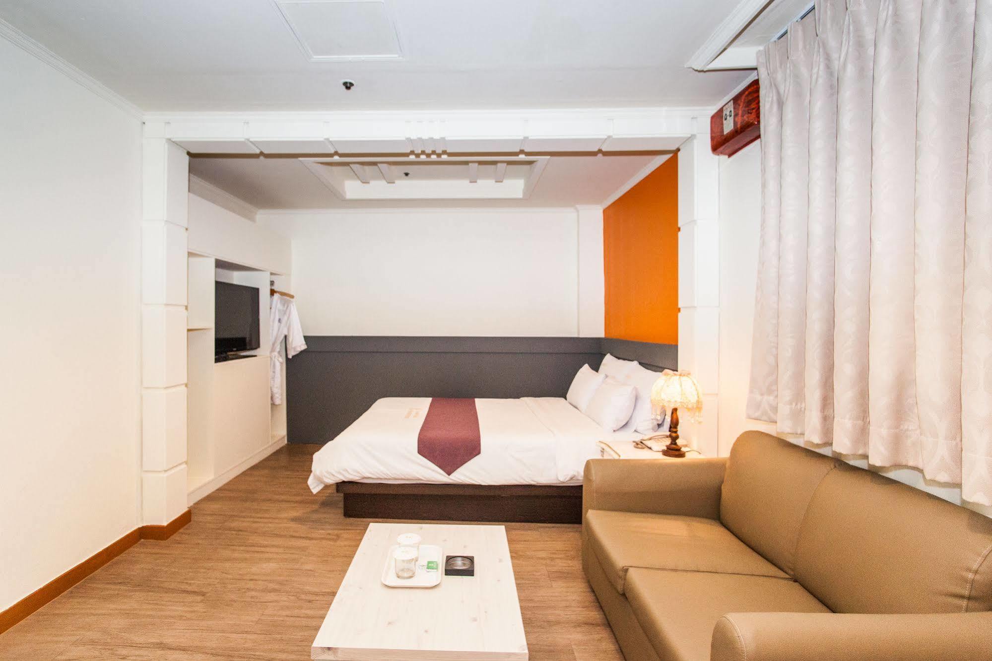 Hotel Noblesse Seul Exterior foto